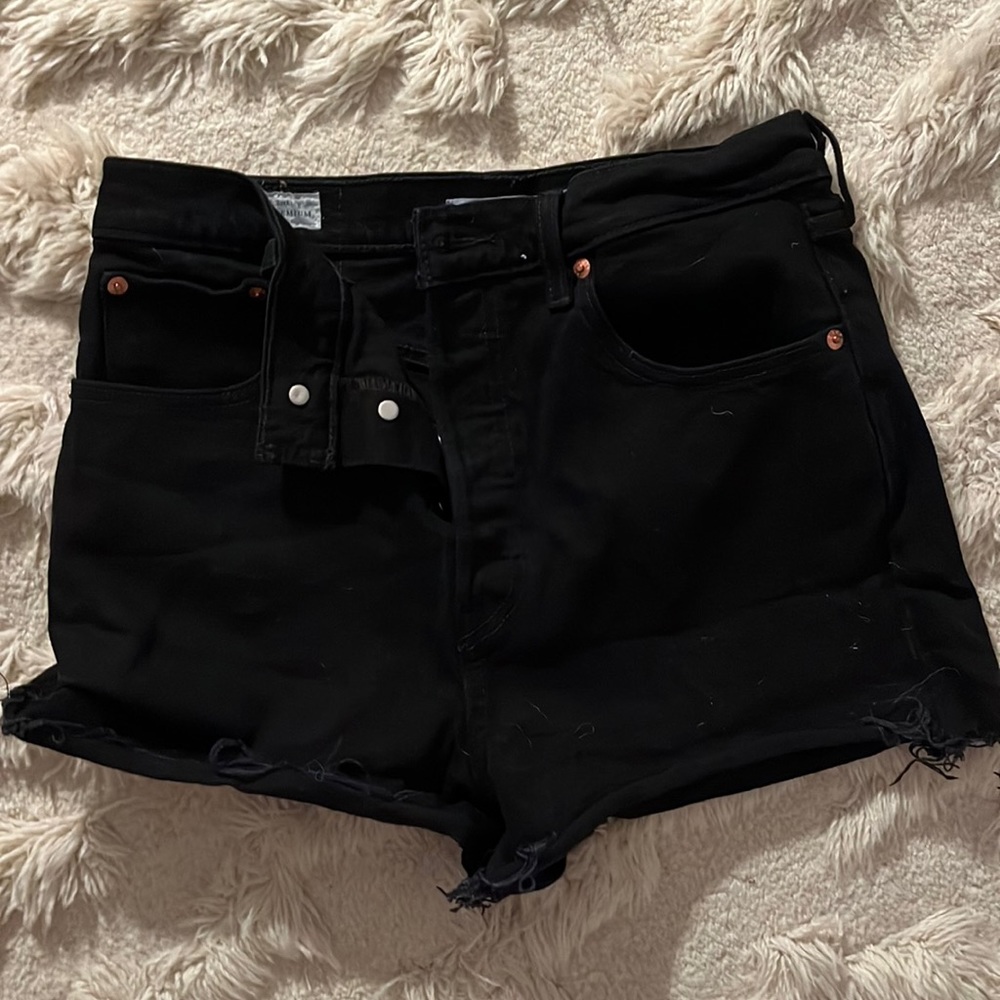 Black Levi Jean shorts
